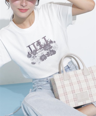 WHITE / FR  の画像