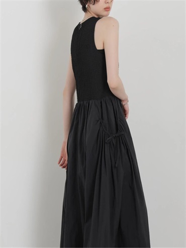 Black / M  の画像