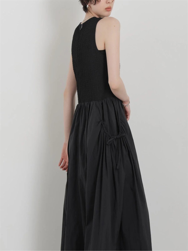 抓皺拼接洋裝(Black / M)
