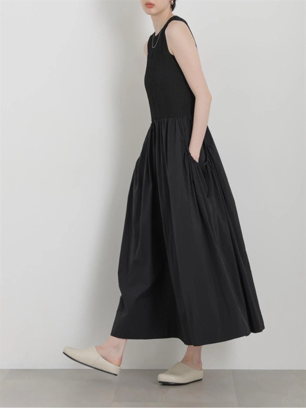 抓皺拼接洋裝(Black / S)
