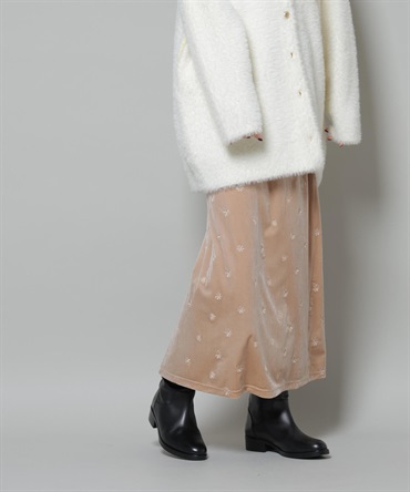 BEIGE / F  の画像