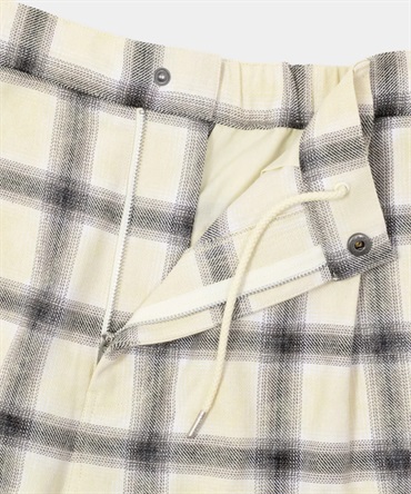 BEIGE / L  の画像
